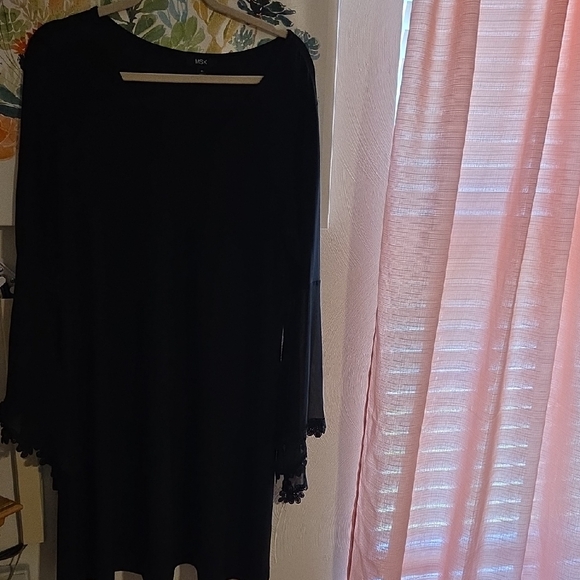 MSK Dresses & Skirts - MSK Black Long-Sleeve Dress with Crochet Cuff Detail